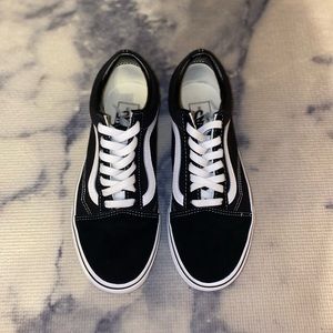 Old Skool Black Vans